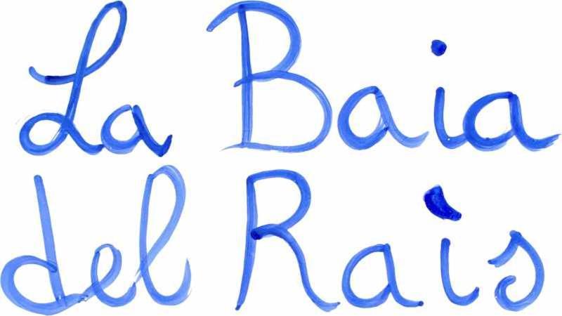Appartamenti La Baia Del Rais Falcone Eksteriør billede